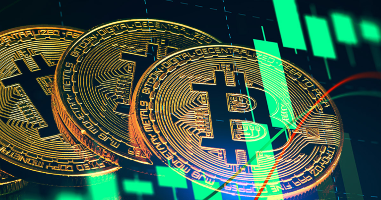 Bitcoin closes 4 consecutive weekly green candles for first time since August 2021