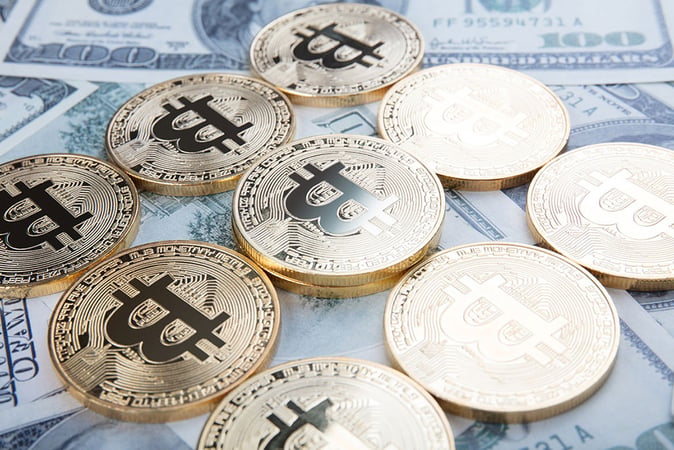 Analysts Identify 8-Day Window for 12 Spot Bitcoin ETF Approvals