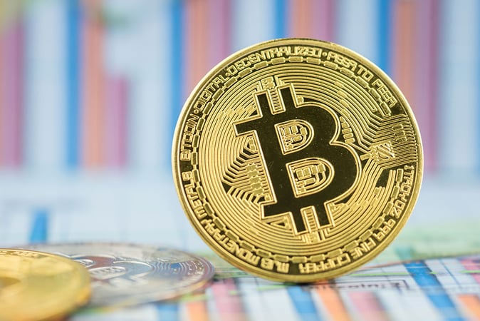Peter Schiff Predicts Bitcoin Crash as US ETF Frenzy Gets Slowly Priced In despite High Optimism